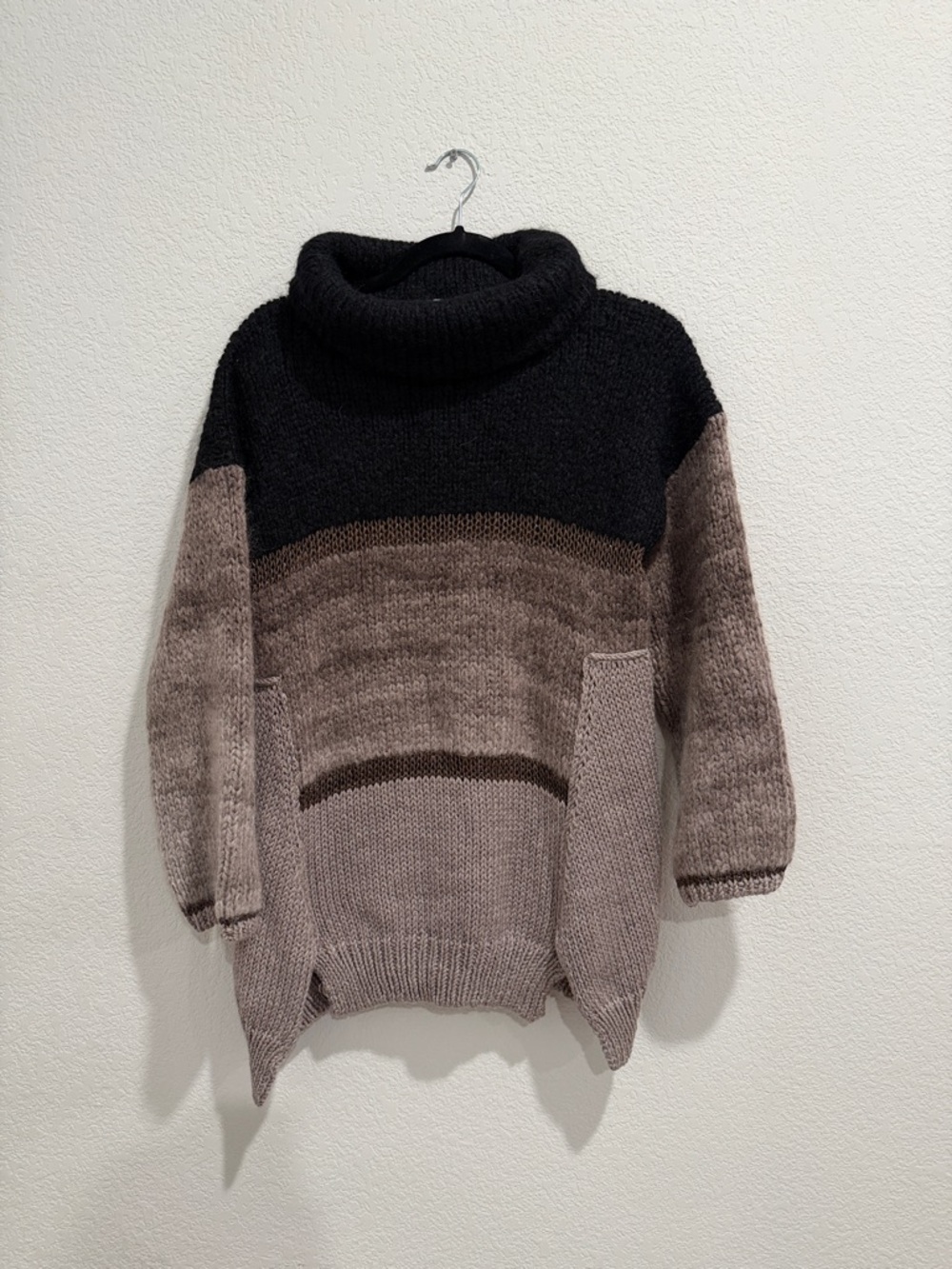 Cozy Colorblock Turtleneck Sweater in Black and Taupe